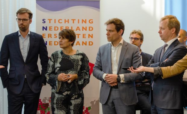 Aanwezige Kamerleden bij persconferentie SNBN