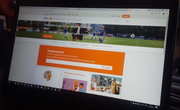 laptop met ing bank website